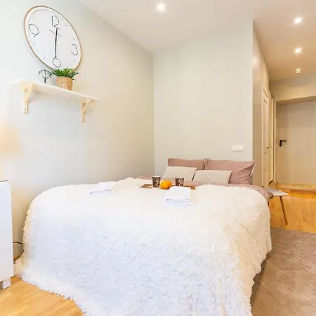 Valdemara Design Studio Apartment In City Center Riga Esterno foto